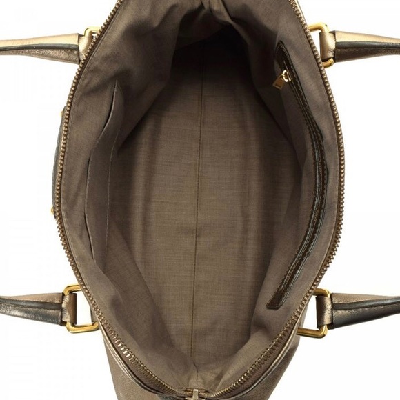 MARC JACOBS - GOLD METALLIC HANDBAG - Picture 6 of 6